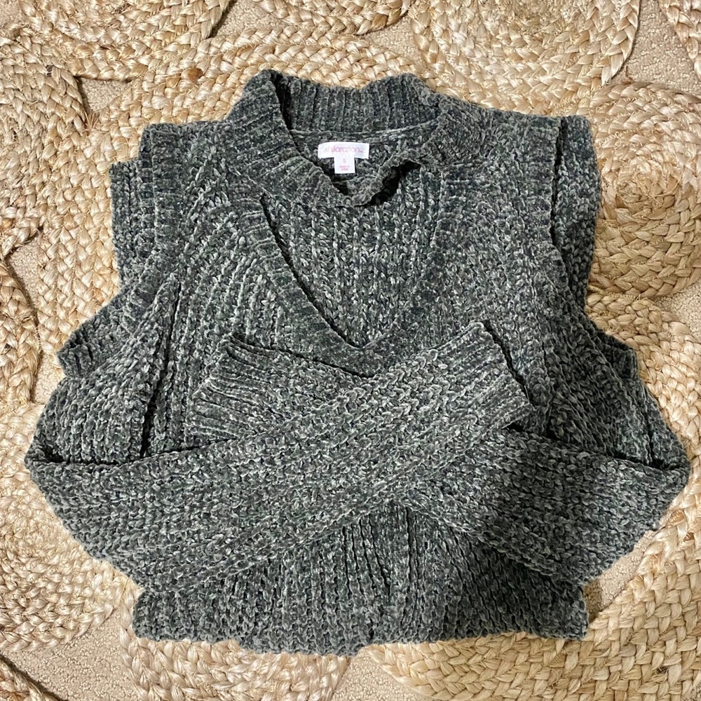 Xhilaration | Army Green Sweater